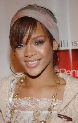 elle est trop belle rihanna